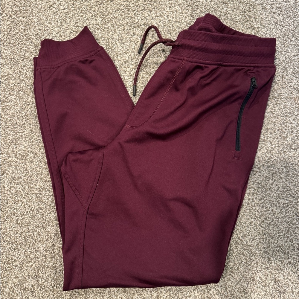 Under Armour Men's Maroon Joggers